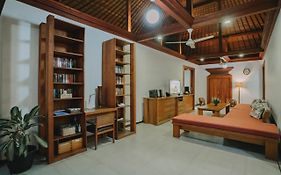 Segara Beach House